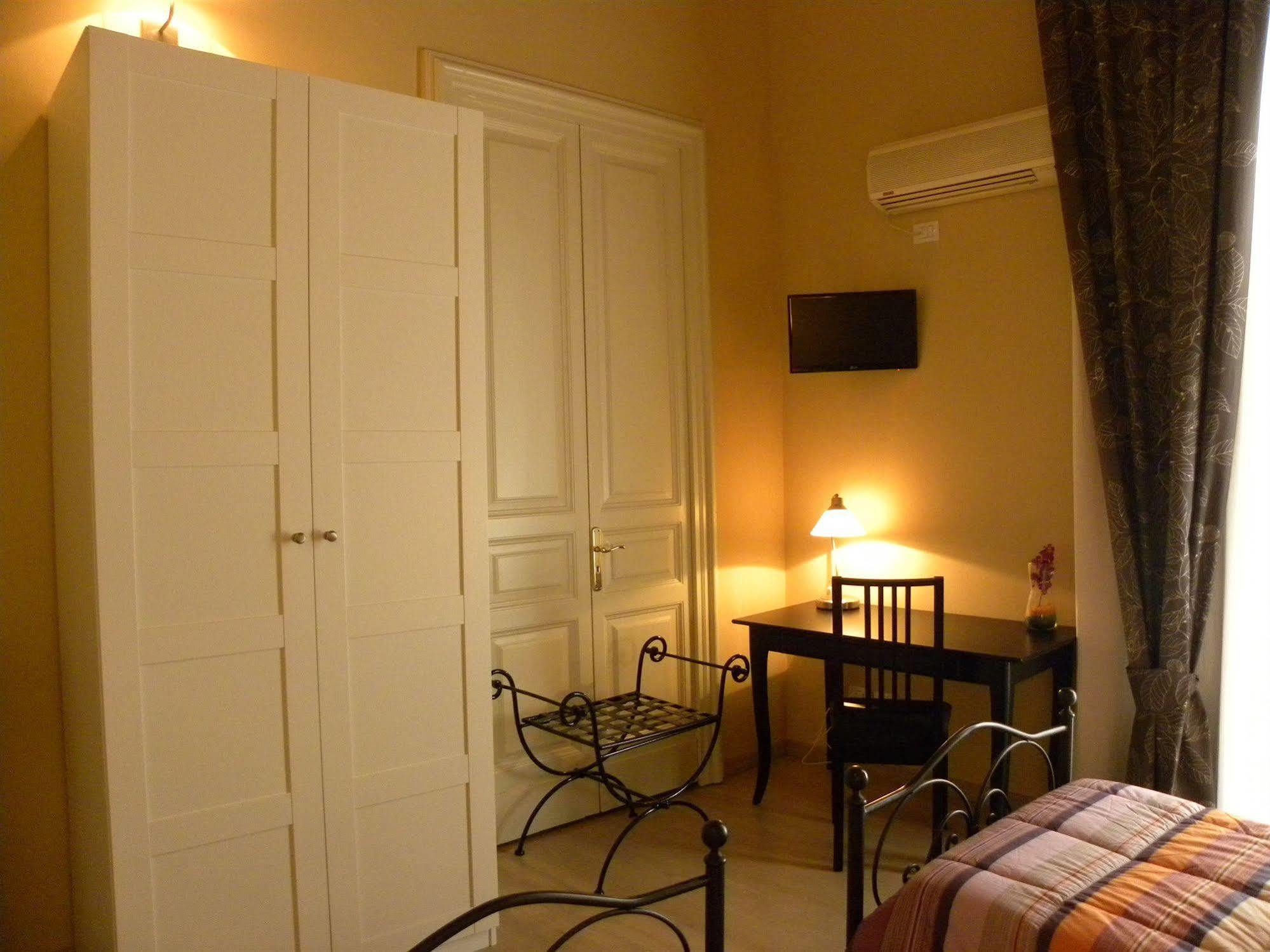 B&B Residenza Umberto Katania Zewnętrze zdjęcie